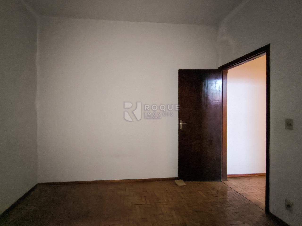 Casa com salão à venda no bairro Centro: DORMITÓRIO 2