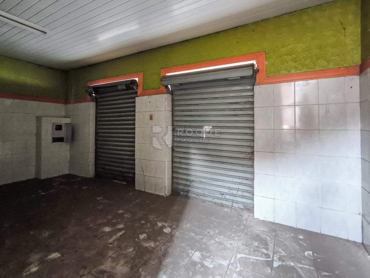Casa com salão à venda no bairro Centro: SALÃO COMERCIAL