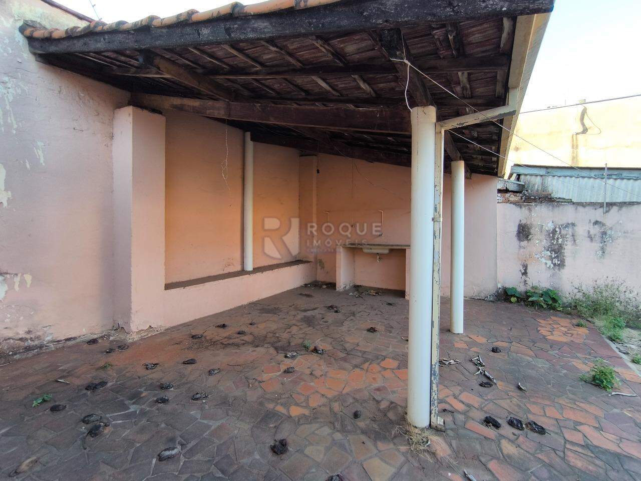 Casa com salão à venda no bairro Centro: RANCHO