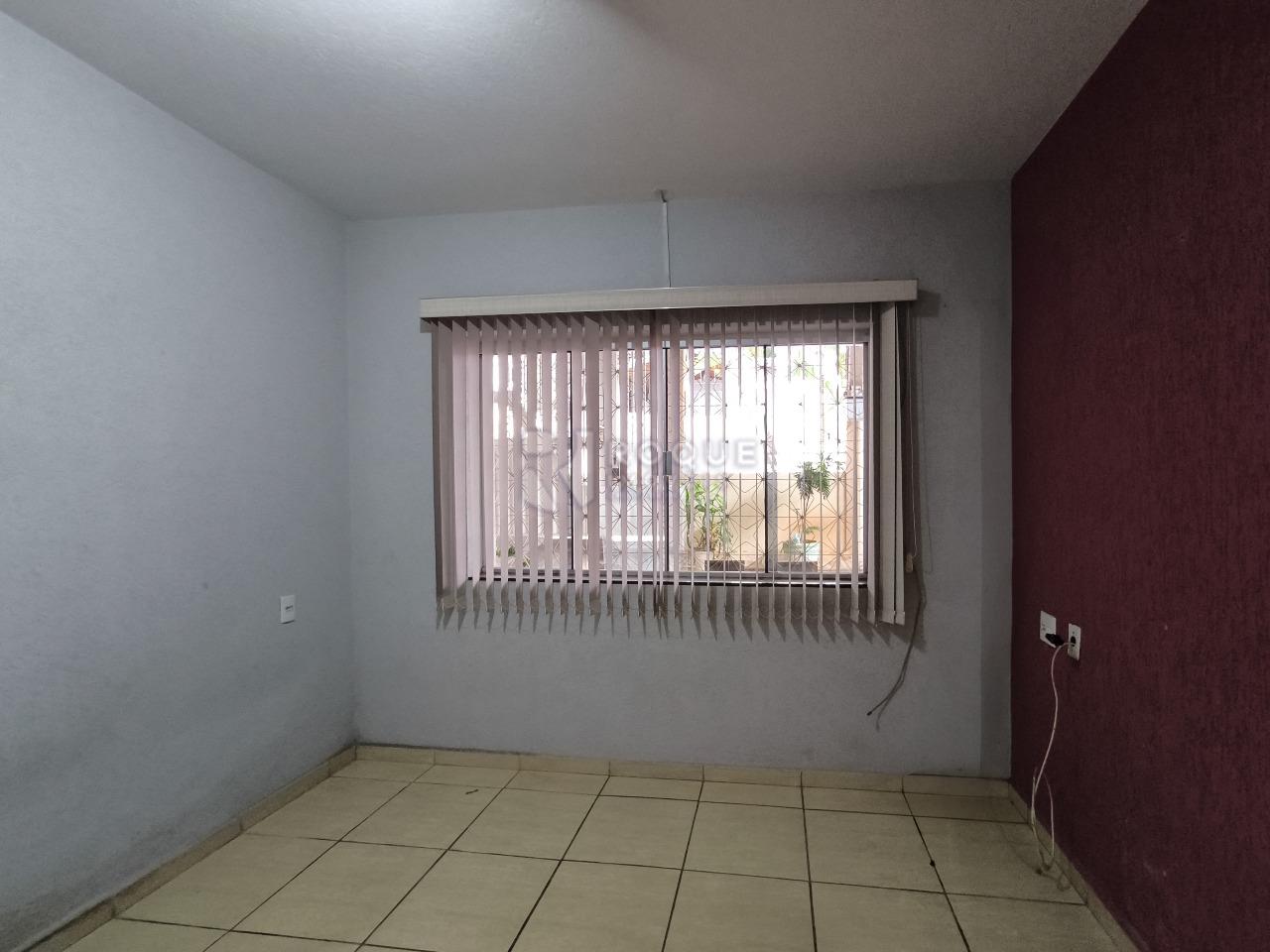 Casa Residencial à venda no bairro Vila Queiroz: SALA DE ESTAR