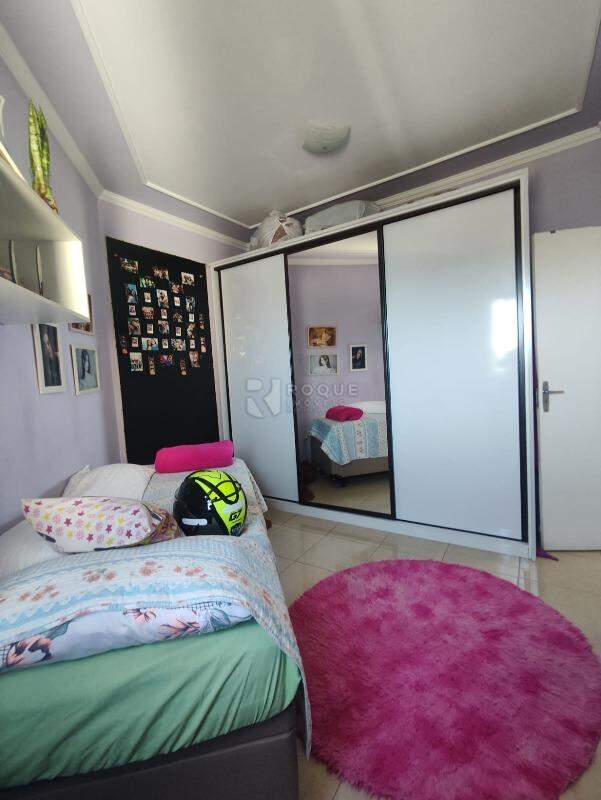 Apartamento à venda no bairro Jardim Presidente Dutra: QUARTO 1