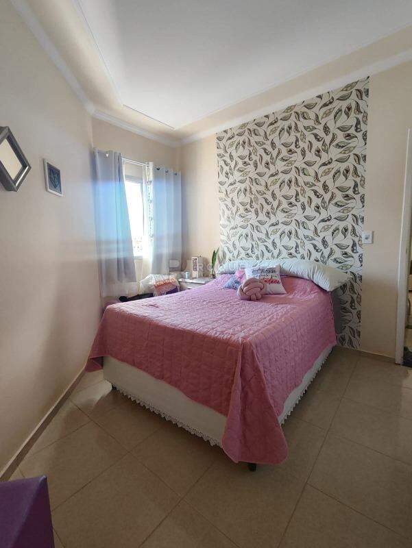 Apartamento à venda no bairro Jardim Presidente Dutra: QUARTO 2