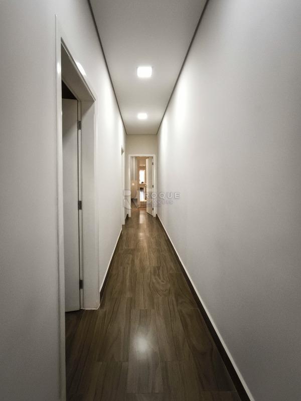 Casa em condomínio à venda no bairro Parque Residencial Roland: CORREDOR INTERNO