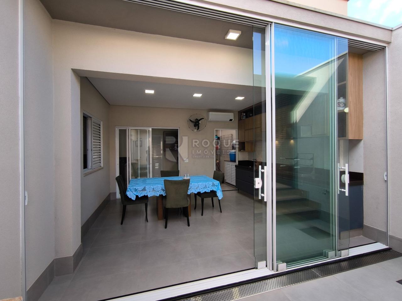 Casa em condomínio à venda no bairro Parque Residencial Roland: ÁREA GOURMET