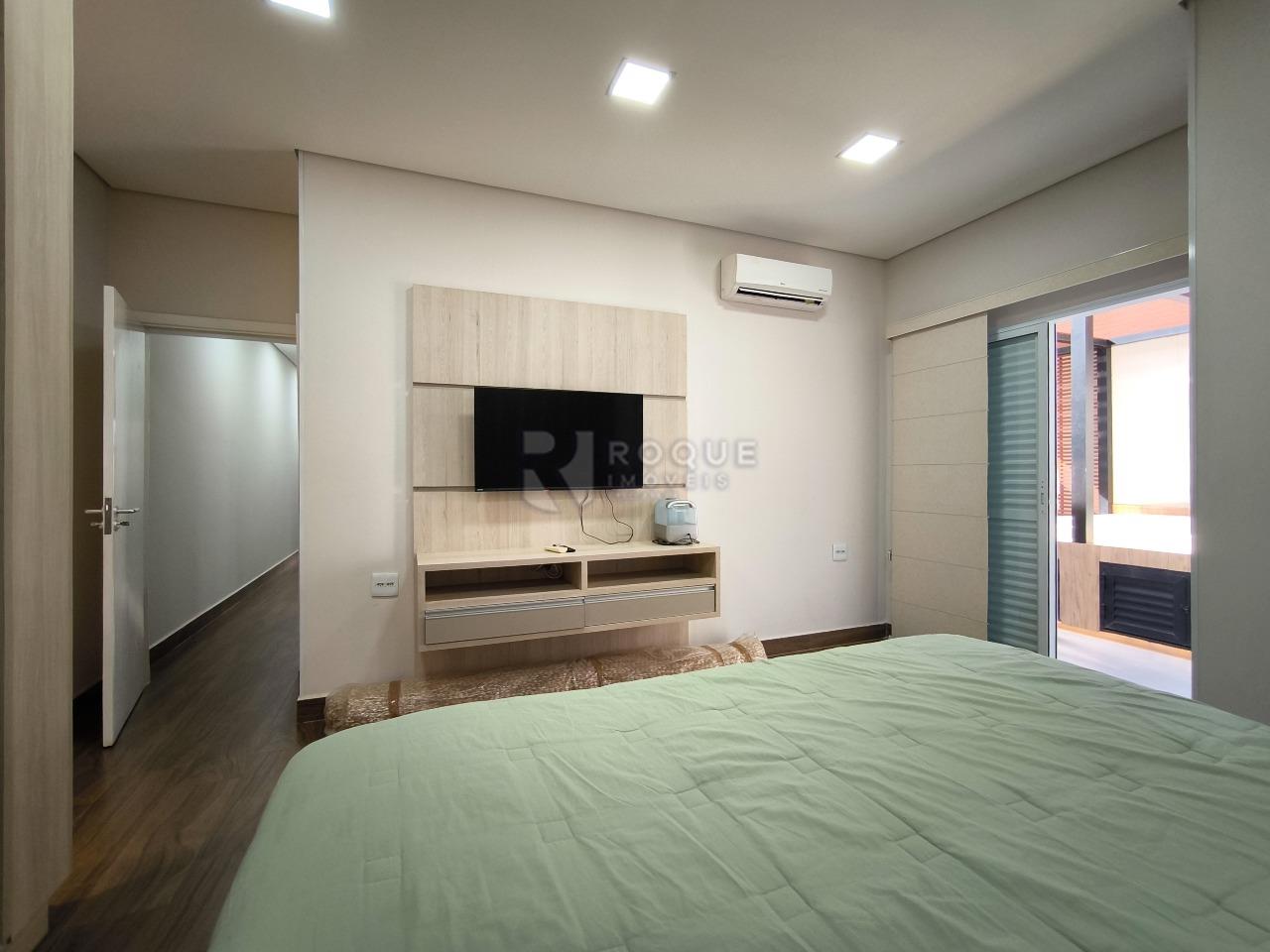 Casa em condomínio à venda no bairro Parque Residencial Roland: SUÍTE 1