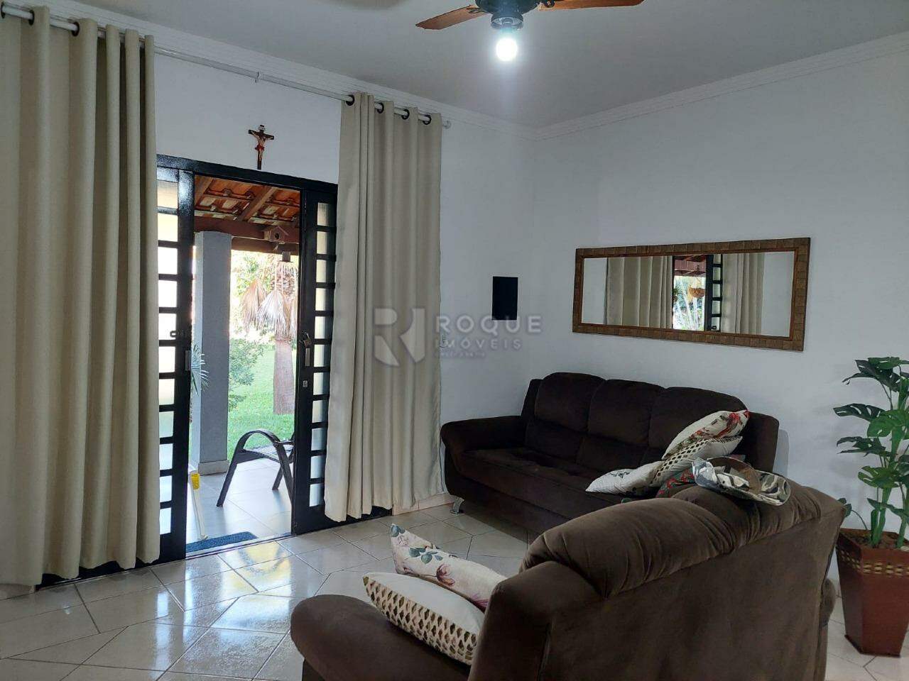Chácara à venda no bairro Pires de Cima: 