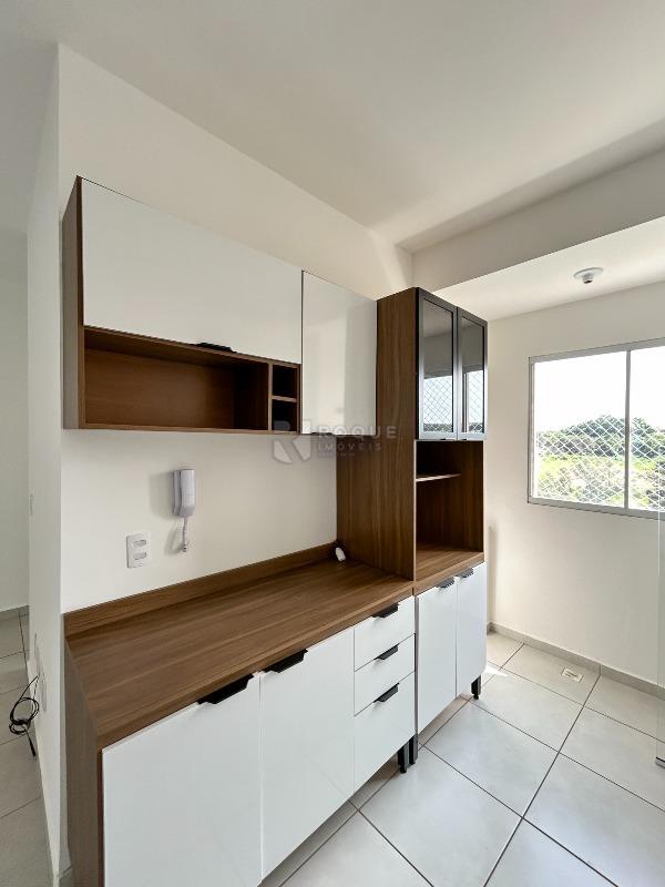 Apartamento para aluguel no bairro Parque Hippolyto: Cozinha 