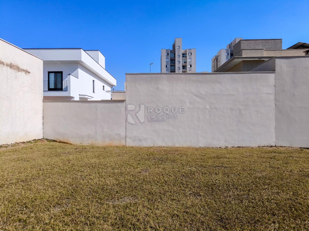 Terreno em condomínio à venda no bairro Residencial Margarida de Holstein: 