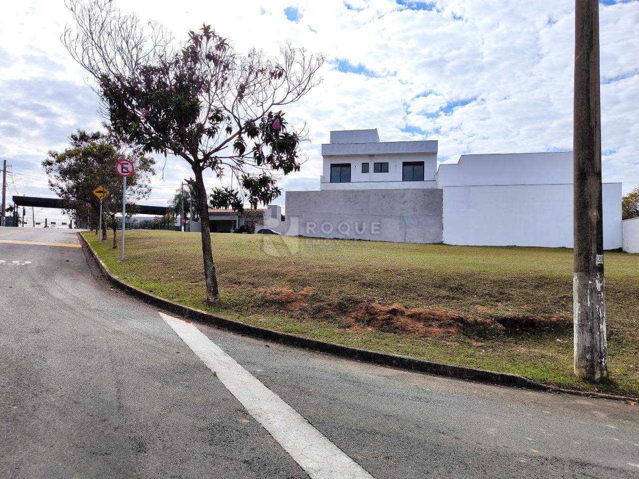 Terreno em condomínio à venda no bairro Jardim Porto Real V: 
