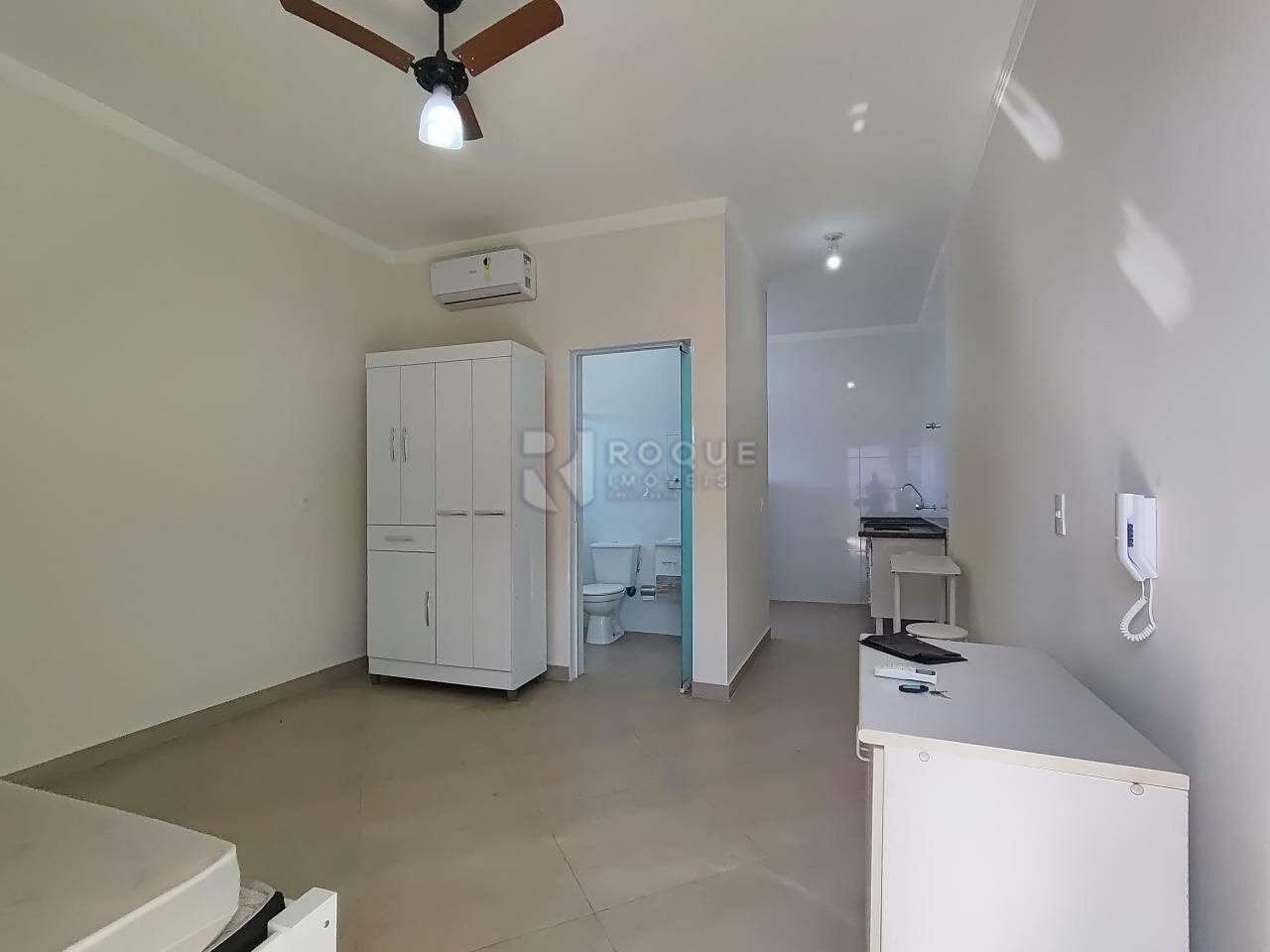 Kitnet para aluguel no bairro Jardim Cidade Universitária I: Dormitório