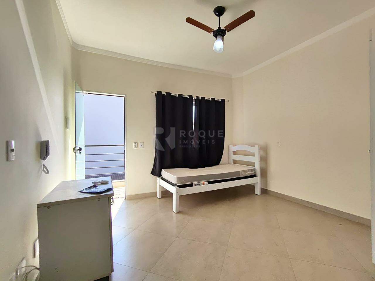 Kitnet para aluguel no bairro Jardim Cidade Universitária I: Dormitório