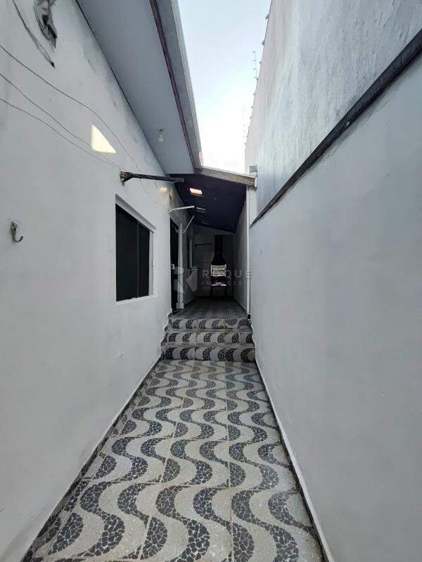 Casa Residencial para aluguel no bairro Parque Residencial Santa Eulália: Corredor Externo