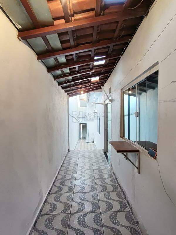 Casa Residencial para aluguel no bairro Parque Residencial Santa Eulália: Corredor