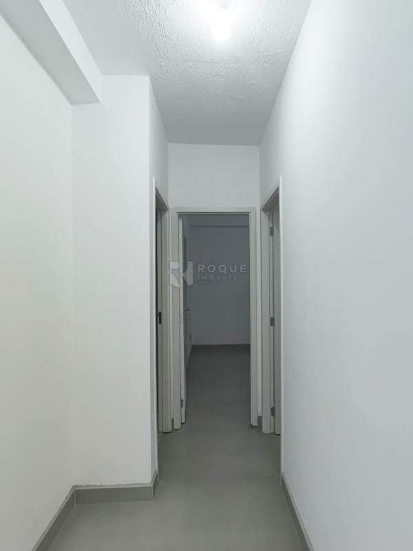Apartamento para aluguel no bairro Jardim São Paulo: Corredor