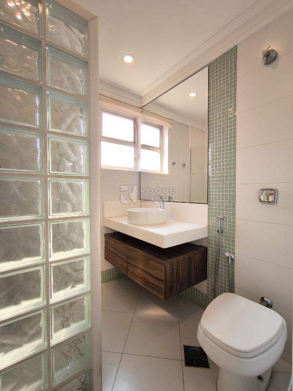 Apartamento para aluguel no bairro Centro: BANHEIRO SOCIAL
