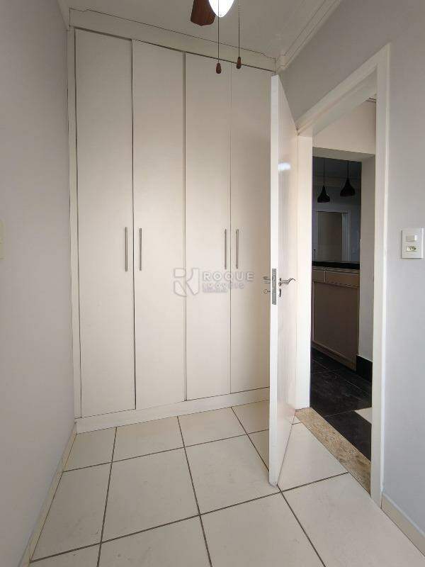 Apartamento para aluguel no bairro Centro: DORMITÓRIO DE SERVIÇO
