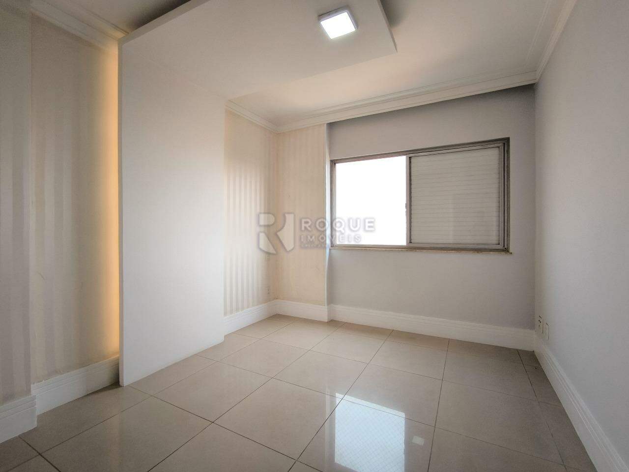 Apartamento para aluguel no bairro Centro: DORMITÓRIO 1