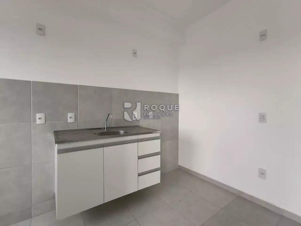 Apartamento à venda no bairro Parque Hippolyto: Cozinha
