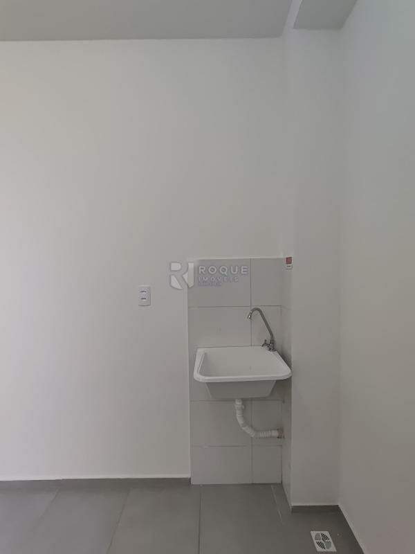 Apartamento para aluguel no bairro Fazenda Duas Barras: Lavanderia
