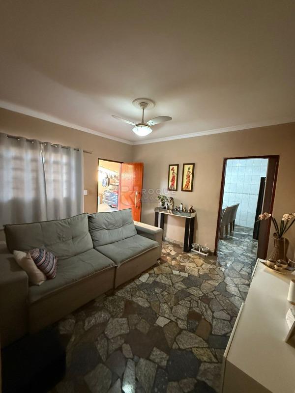 Casa Residencial à venda no bairro Jardim Elite: 