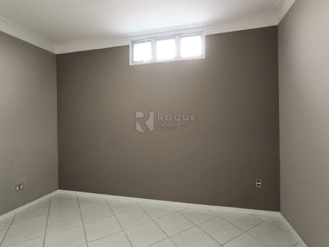 Casa Comercial à venda no bairro Jardim Piratininga: SALA DE TV