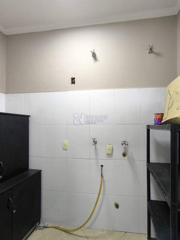 Casa Comercial à venda no bairro Jardim Piratininga: LAVANDERIA