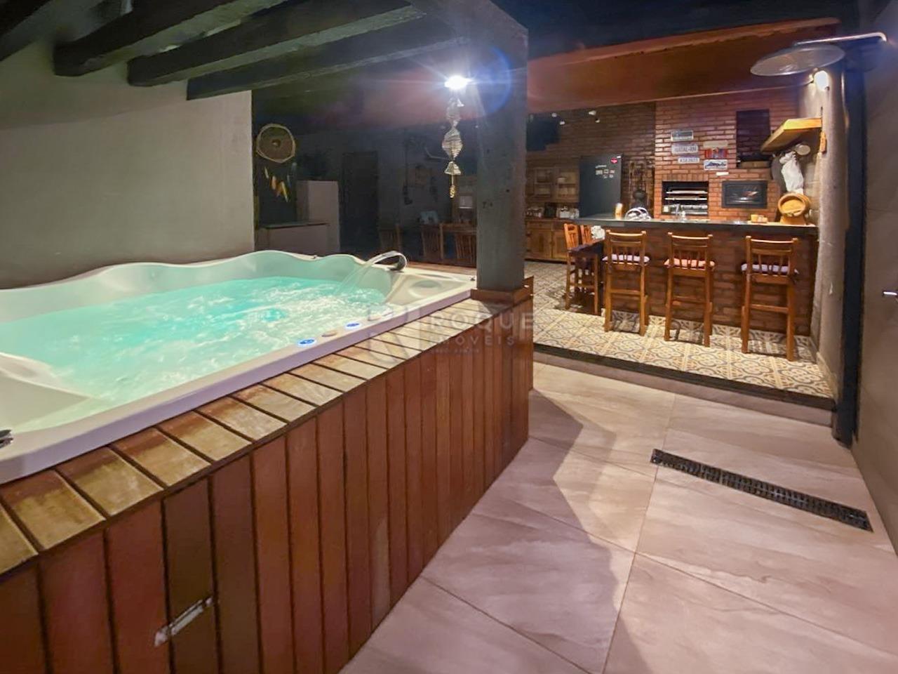 Casa em condomínio à venda no bairro Residencial Itamaracá: 