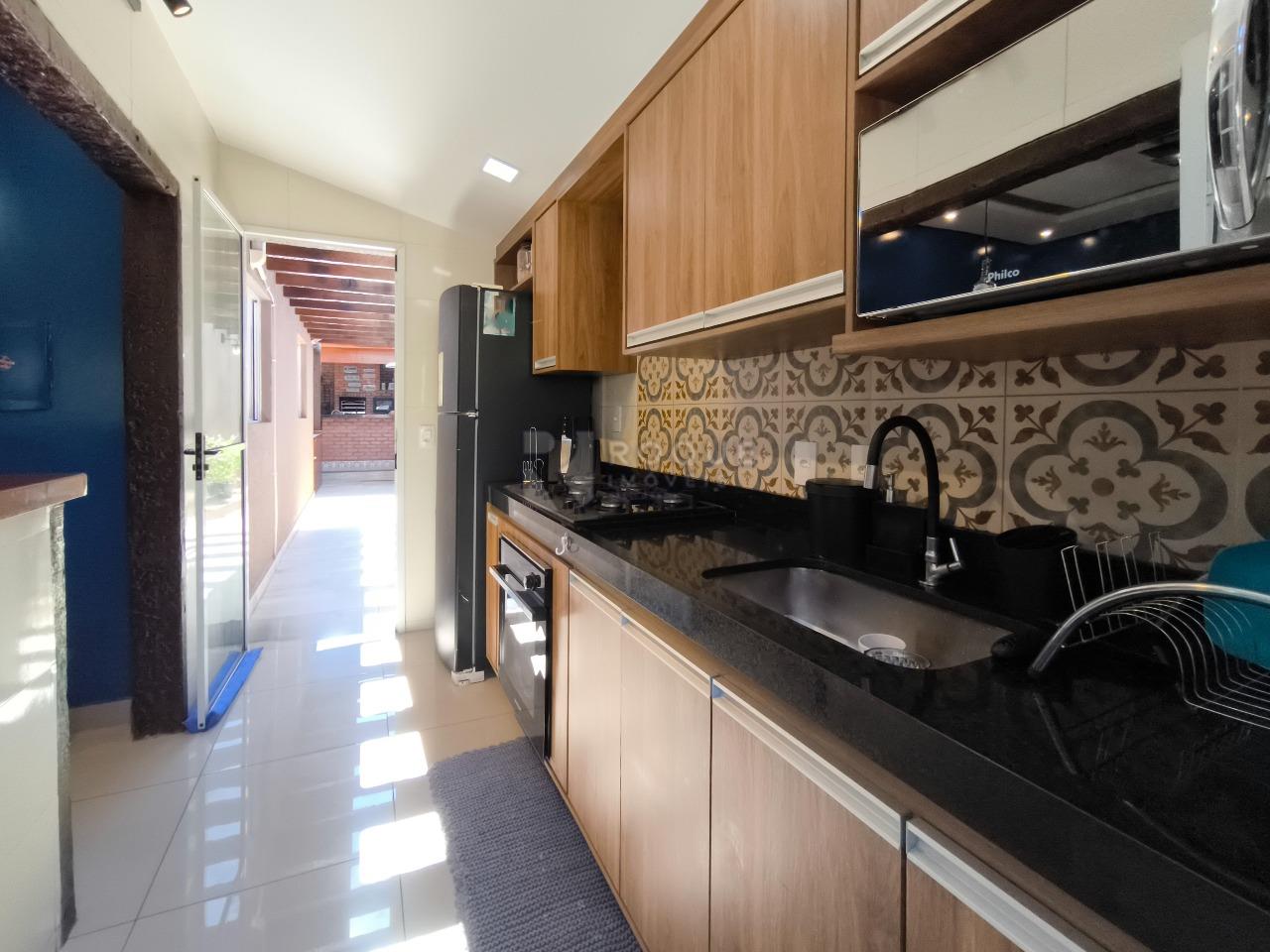 Casa em condomínio à venda no bairro Residencial Itamaracá: COZINHA