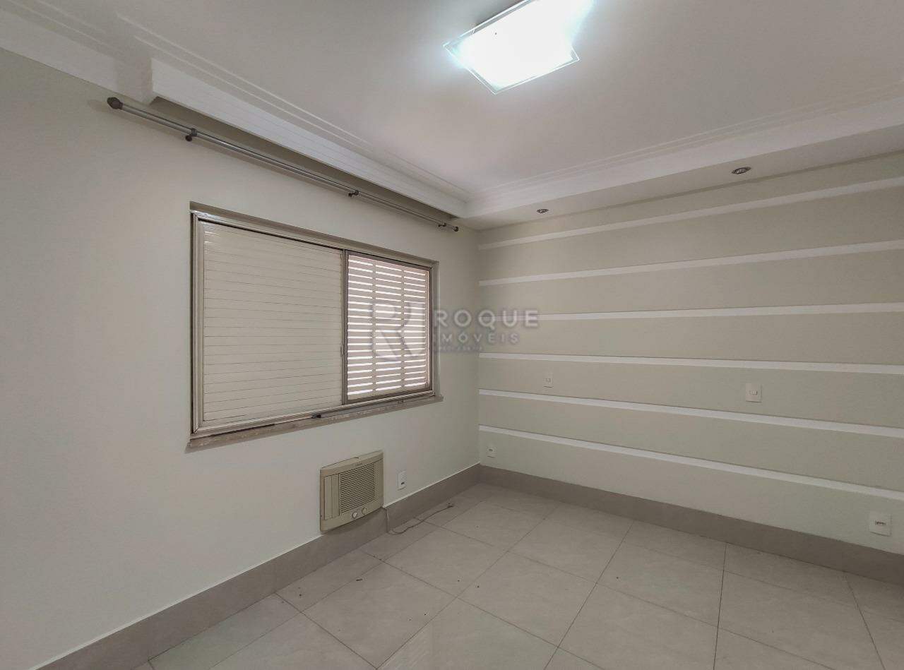 Apartamento à venda no bairro Centro: Dormitório 3 suíte 