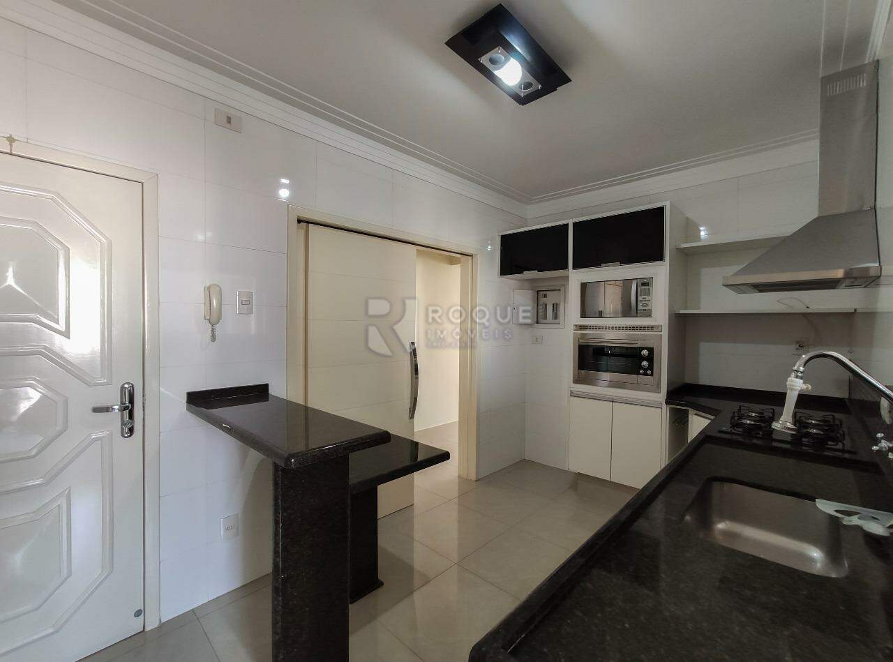 Apartamento à venda no bairro Centro: Cozinha 