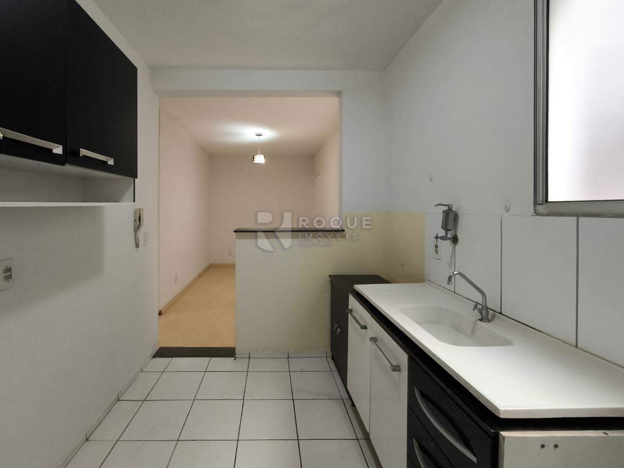 Apartamento à venda no bairro Jardim do Lago: COZINHA