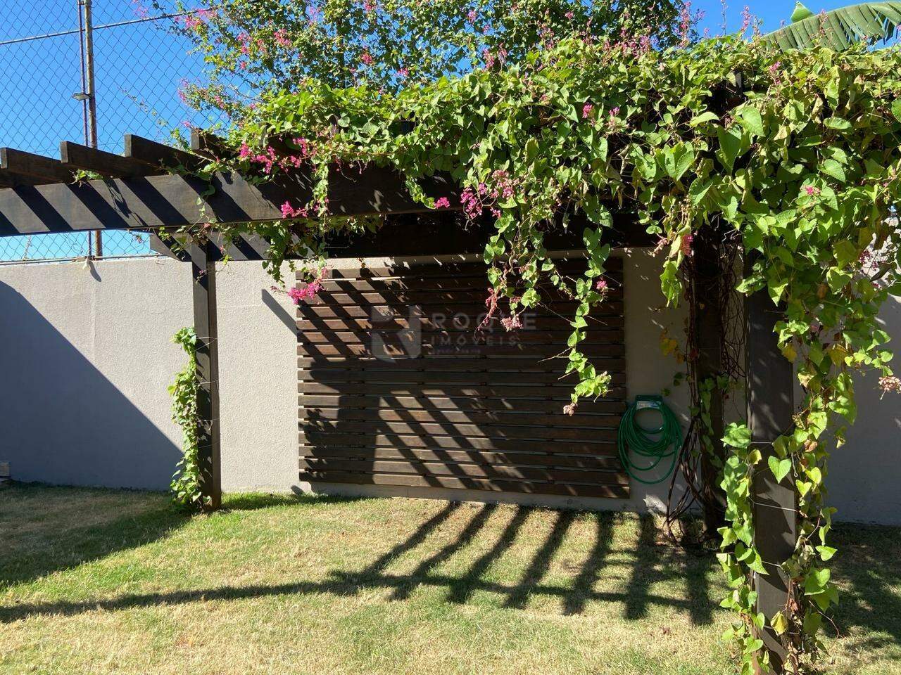 Chácara à venda no bairro Graminha: Pergolado