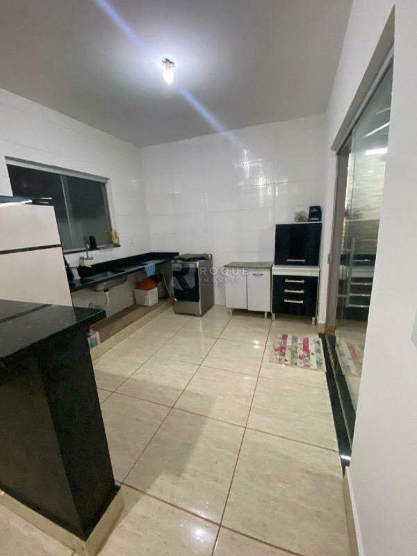 Chácara à venda no bairro Graminha: Cozinha