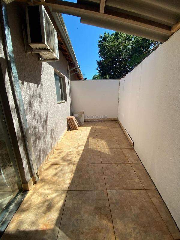 Chácara à venda no bairro Graminha: Quintal