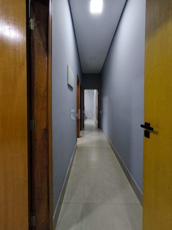 Casa Residencial à venda no bairro Residencial Colinas do Engenho I: CORREDOR INTERNO