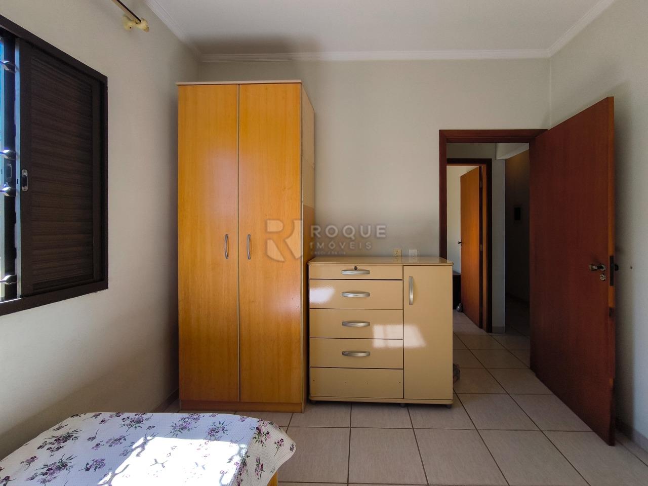 Casa Residencial à venda no bairro Jardim Barão de Souza Queiroz: DORMITÓRIO 2