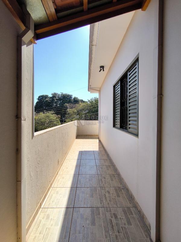 Casa Residencial à venda no bairro Jardim Barão de Souza Queiroz: LATERAL EXTERNA