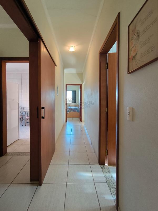 Casa Residencial à venda no bairro Jardim Barão de Souza Queiroz: CORREDOR INTERNO