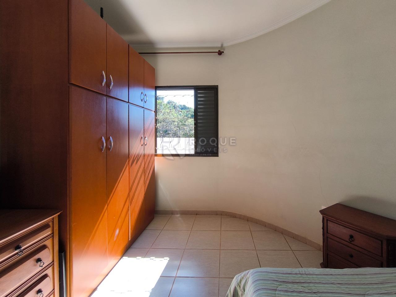 Casa Residencial à venda no bairro Jardim Barão de Souza Queiroz: SUÍTE