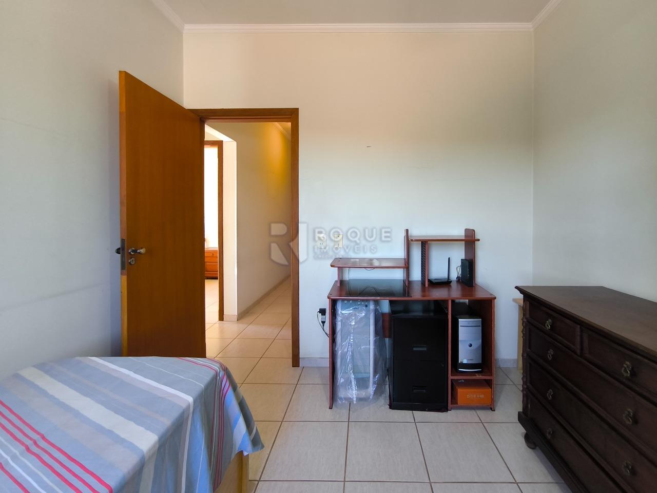 Casa Residencial à venda no bairro Jardim Barão de Souza Queiroz: DORMITÓRIO 3