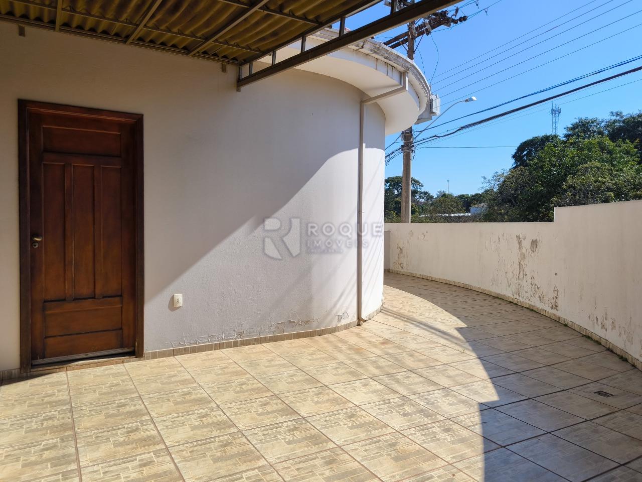 Casa Residencial à venda no bairro Jardim Barão de Souza Queiroz: QUINTAL