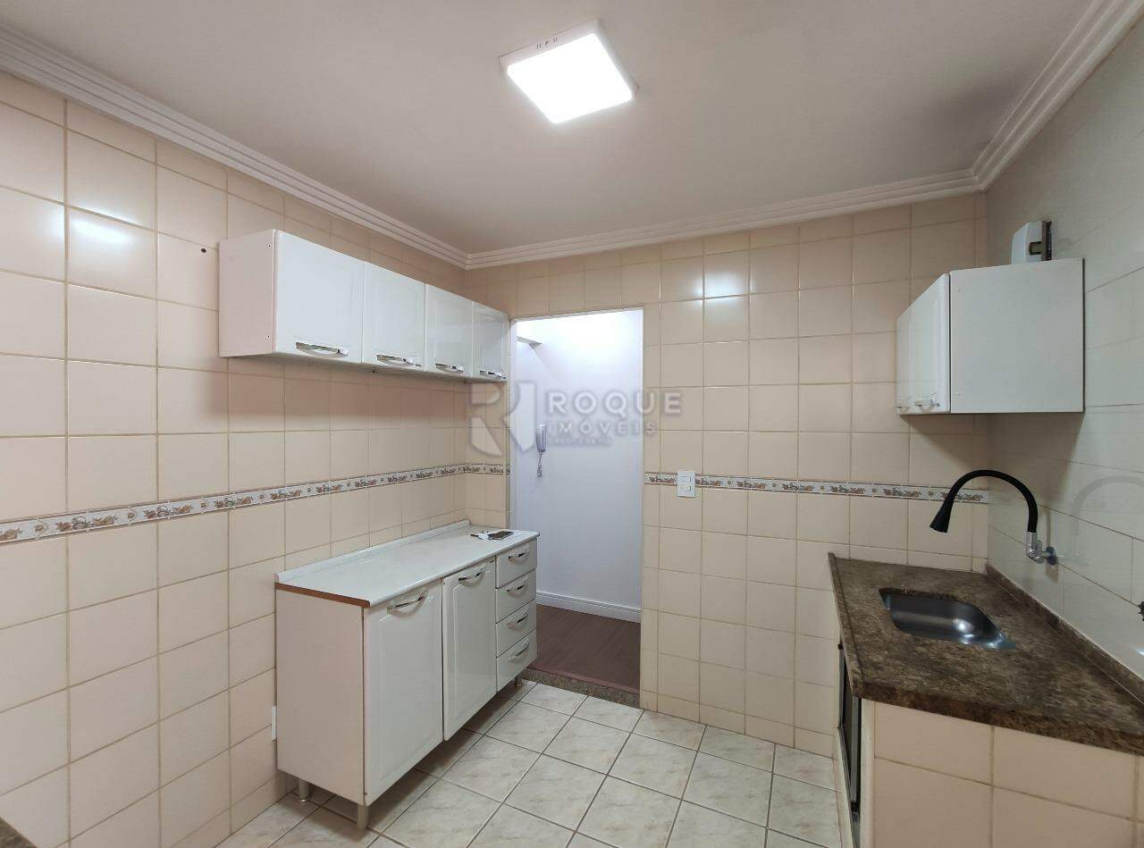 Apartamento para aluguel no bairro Itaipu: Cozinha 