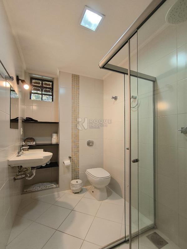 Chácara à venda no bairro Estância Eldorado: BANHEIRO SOCIAL