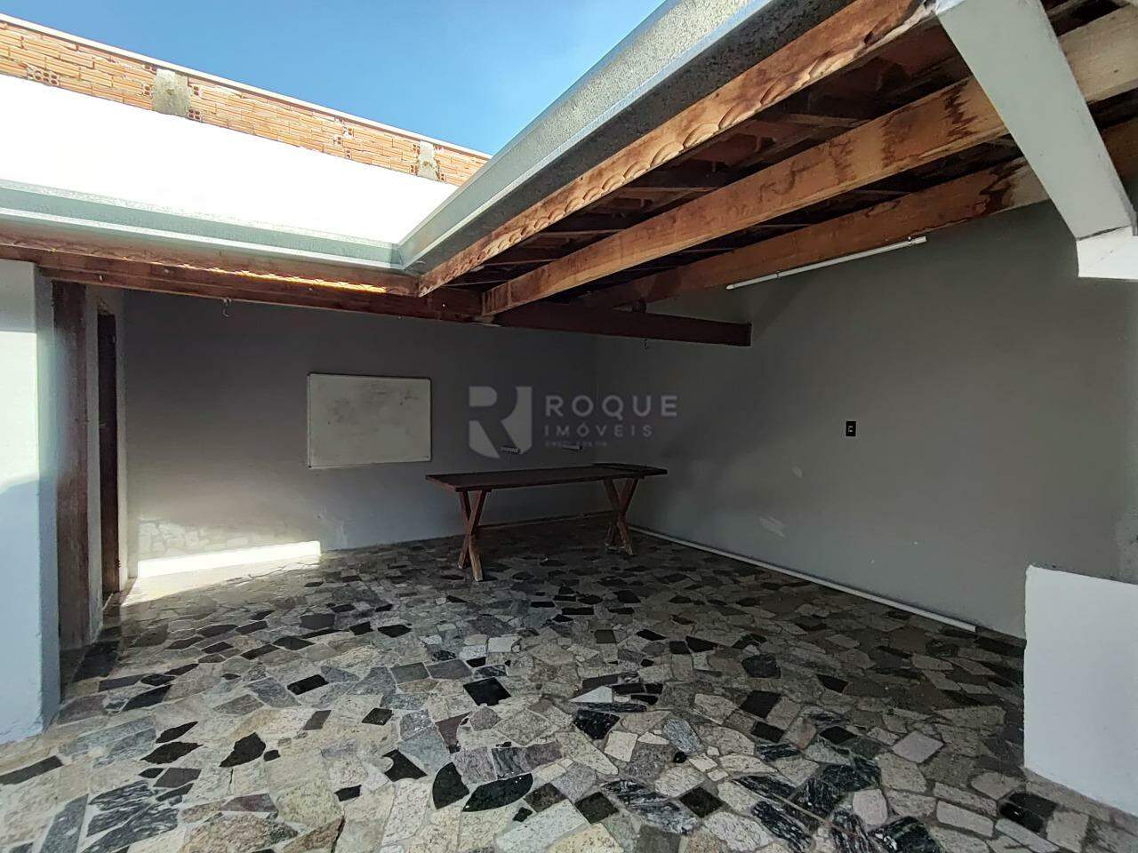 Casa Residencial para aluguel no bairro Jardim Ipanema: Rancho