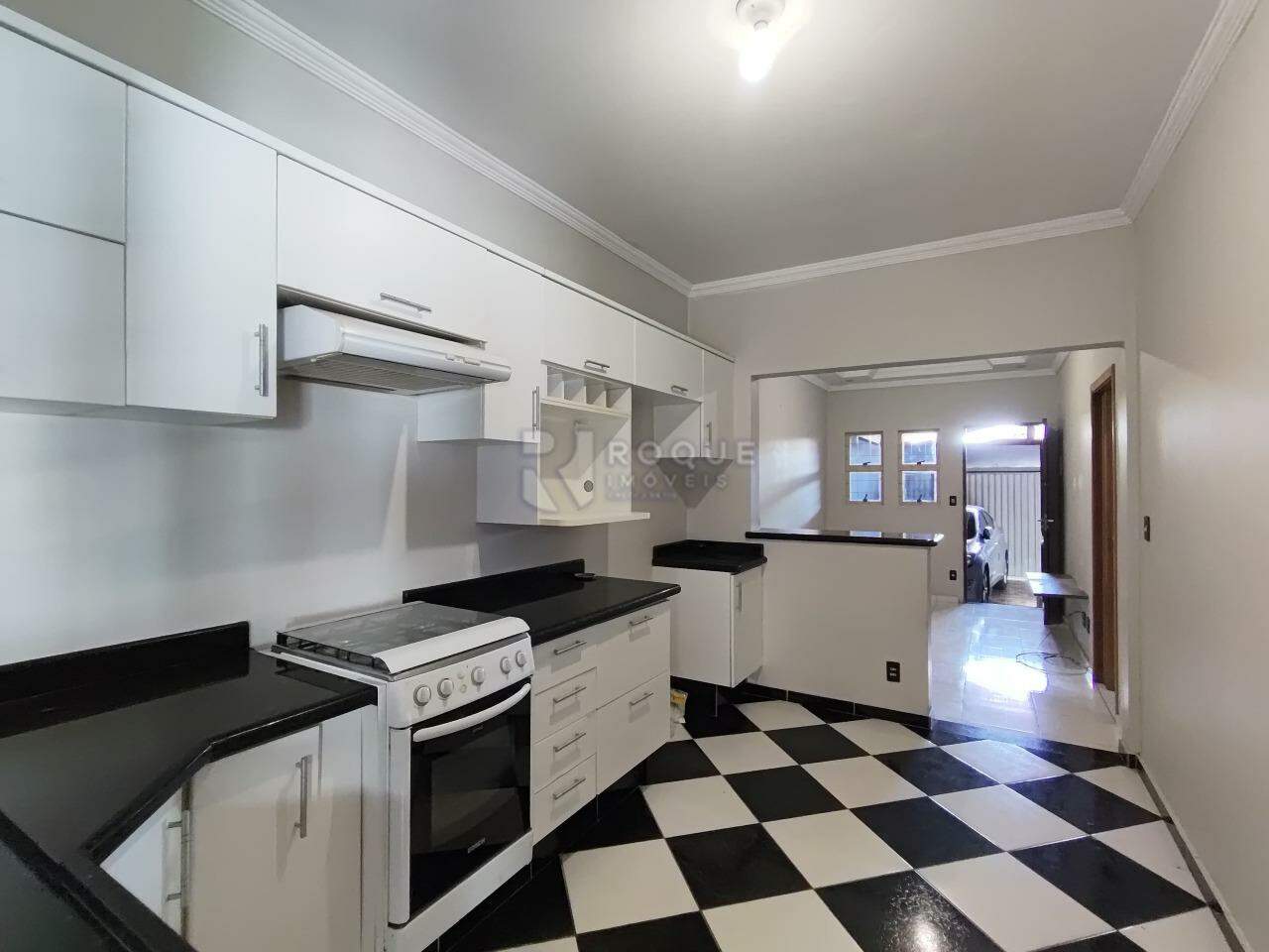 Casa Residencial para aluguel no bairro Jardim Ipanema: Cozinha