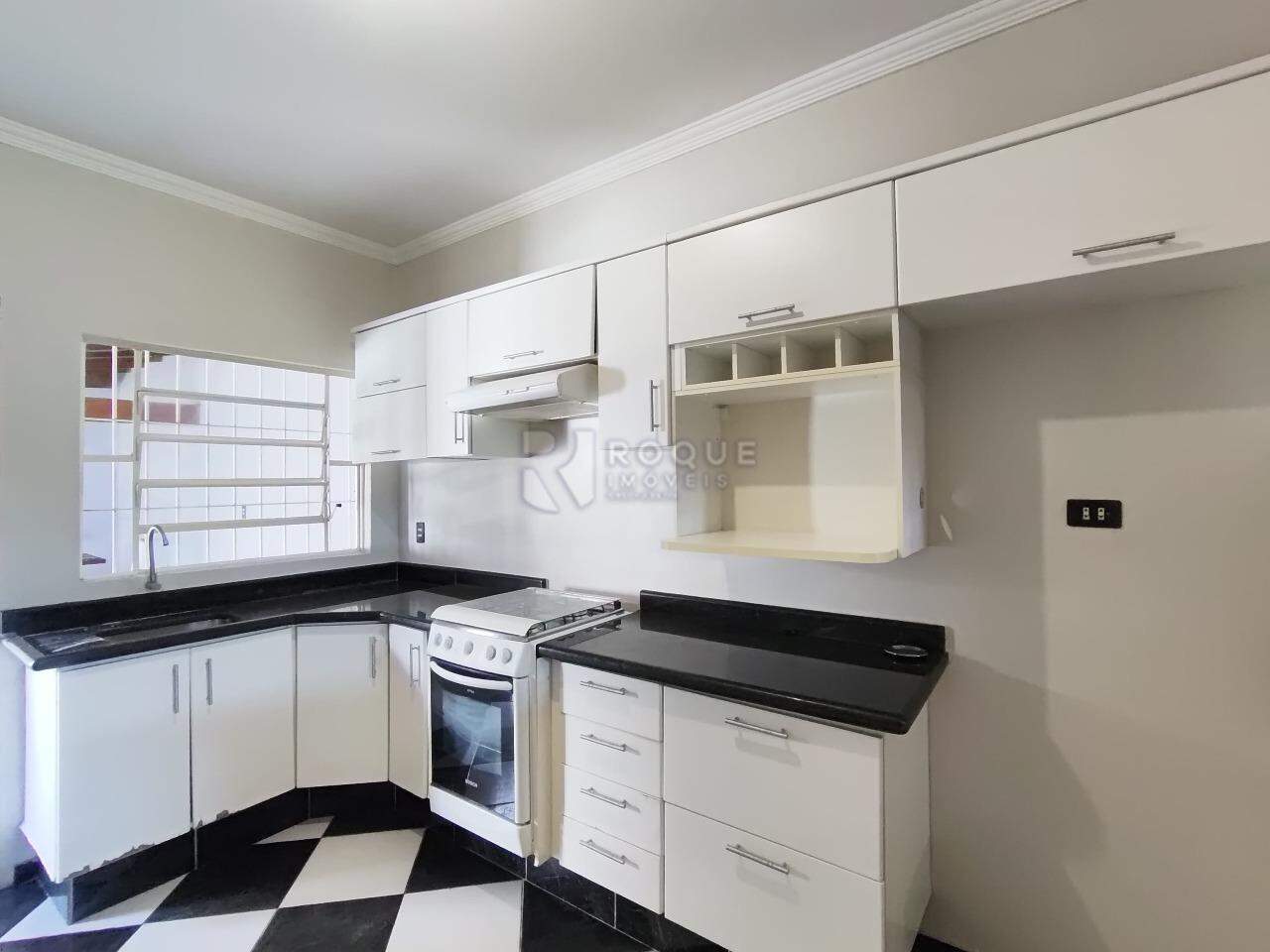 Casa Residencial para aluguel no bairro Jardim Ipanema: Cozinha