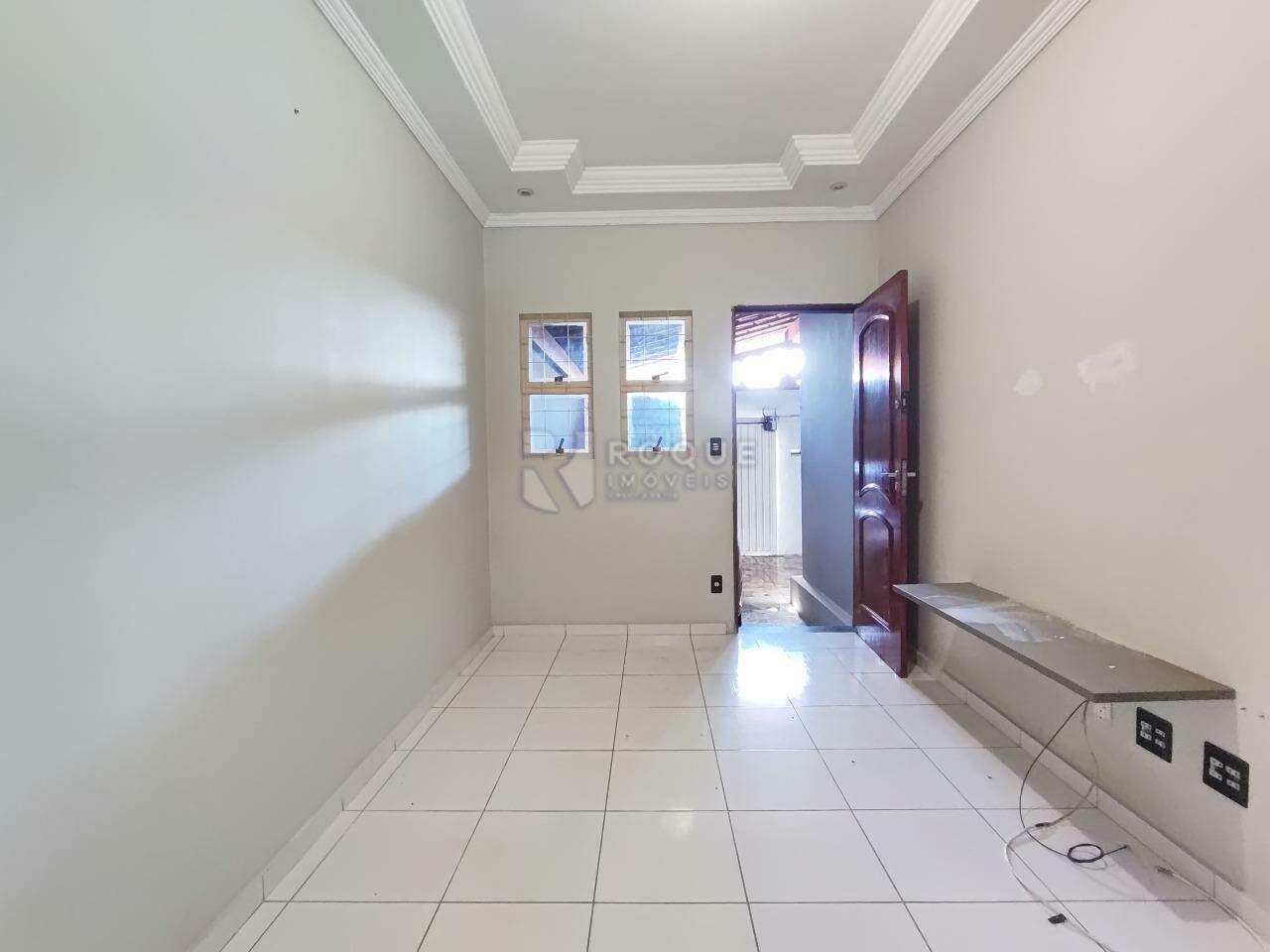 Casa Residencial para aluguel no bairro Jardim Ipanema: Sala
