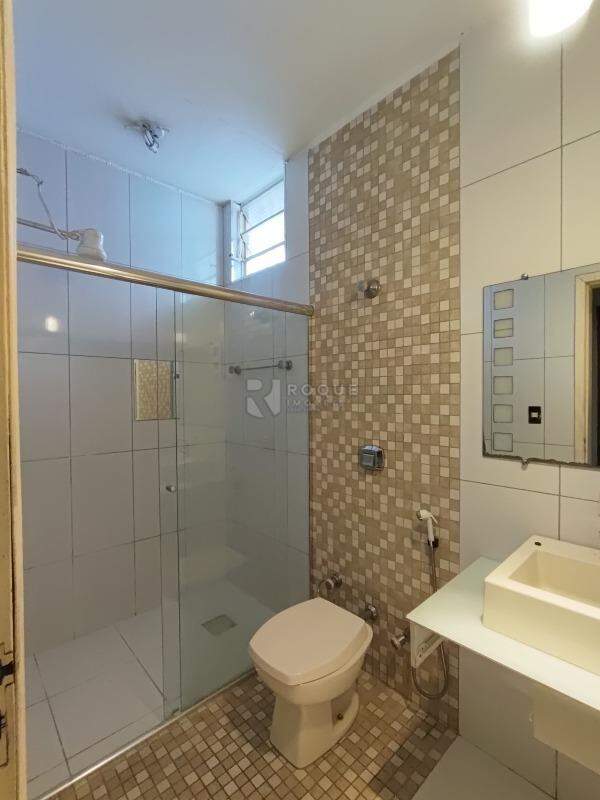 Casa Residencial para aluguel no bairro Jardim Ipanema: WC