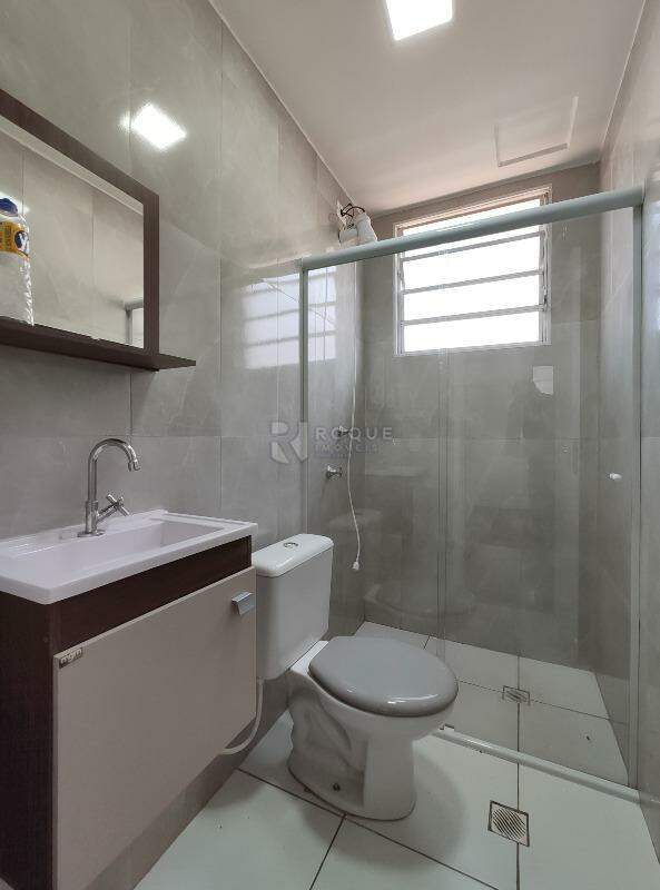 Apartamento para aluguel no bairro Jardim Colina Verde: WC social 