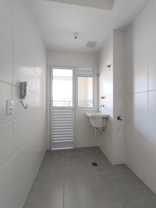 Apartamento à venda no bairro Jardim Santa Adélia: LAVANDERIA